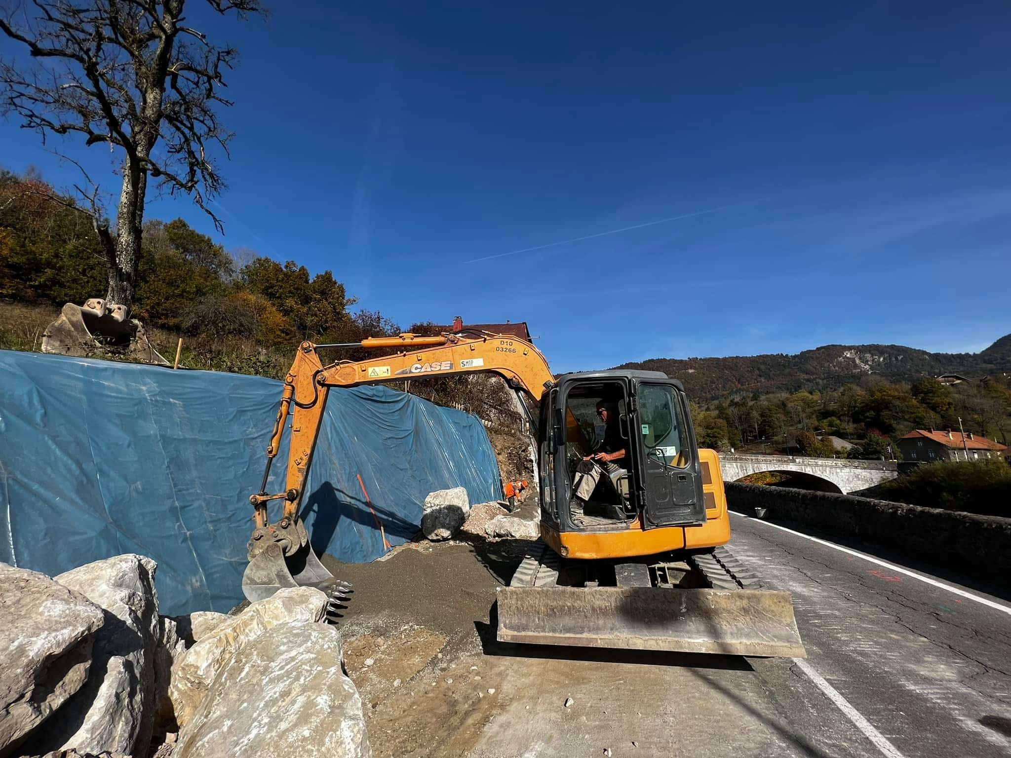 Page 6-9 - 2 - Mur av Mairie